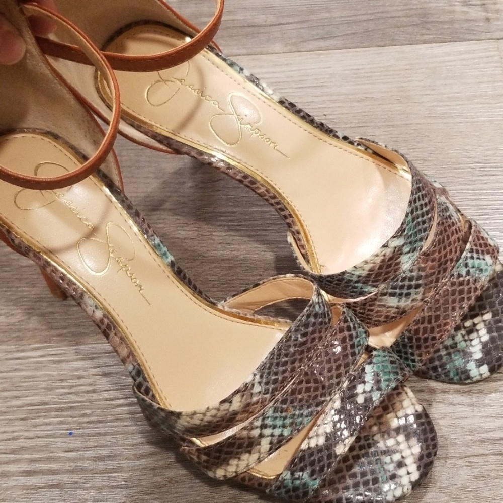 🐍2/$12🐍 Sexy Vegan Snakeskin Heels
